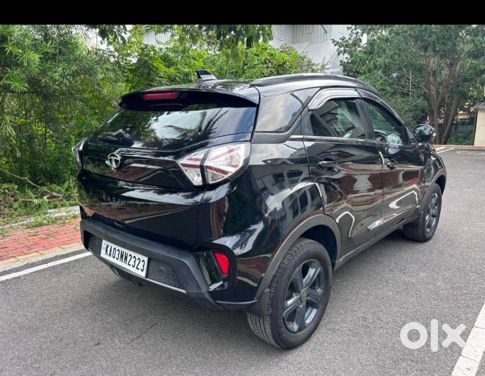 Tata Nexon 1.2 Revotron Xz Plus, 2022, Petrol