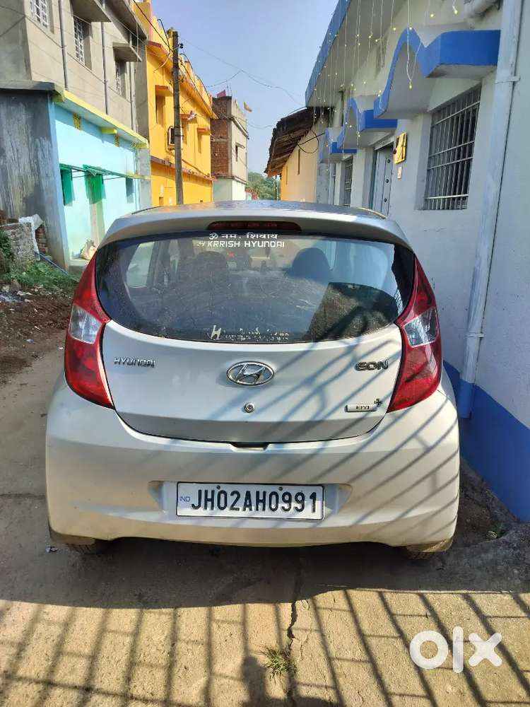2nd Owner Hyundai Eon Petrol 2016