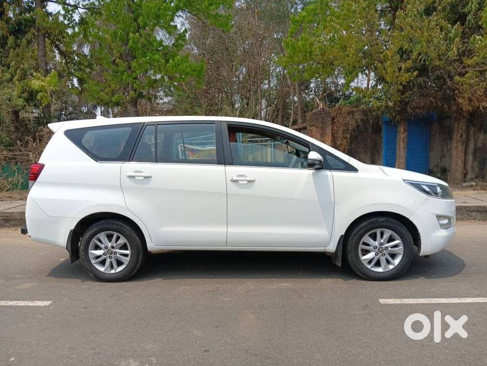 Toyota Innova Crysta 2.4 G Mt 8s, 2018, Diesel