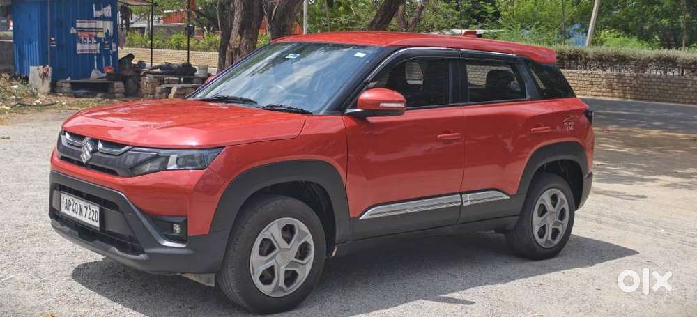 Maruti Suzuki Brezza 1.5 Vxi Cng, 2023, Cng & Hybrids