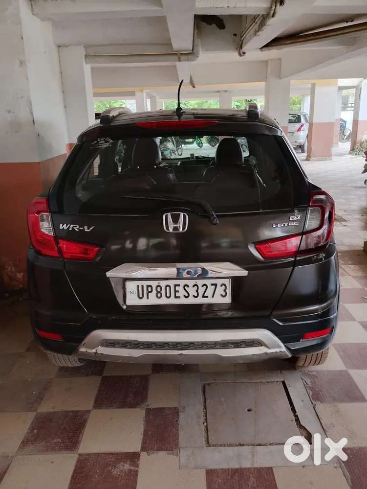 Wrv Sunroof Alloy Wheels Keyless Entry