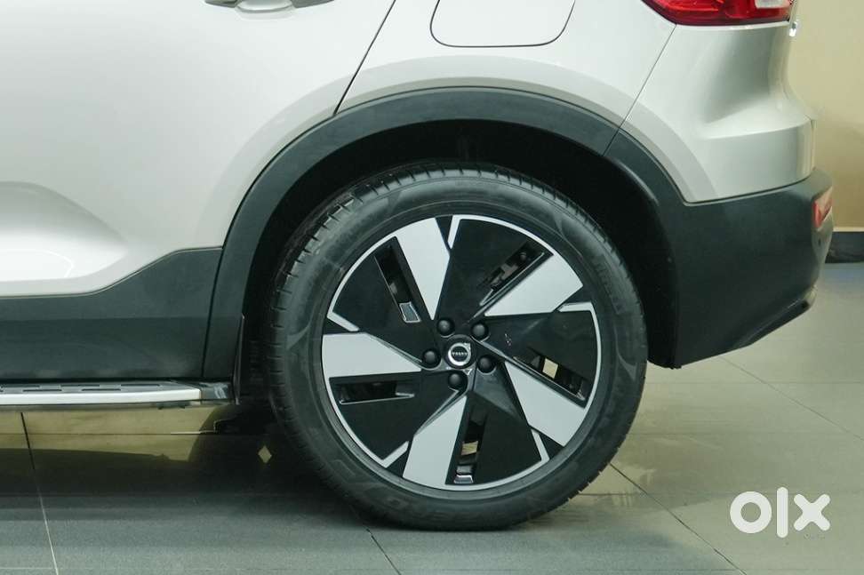 Volvo Ex40 Core, 2024, Petrol