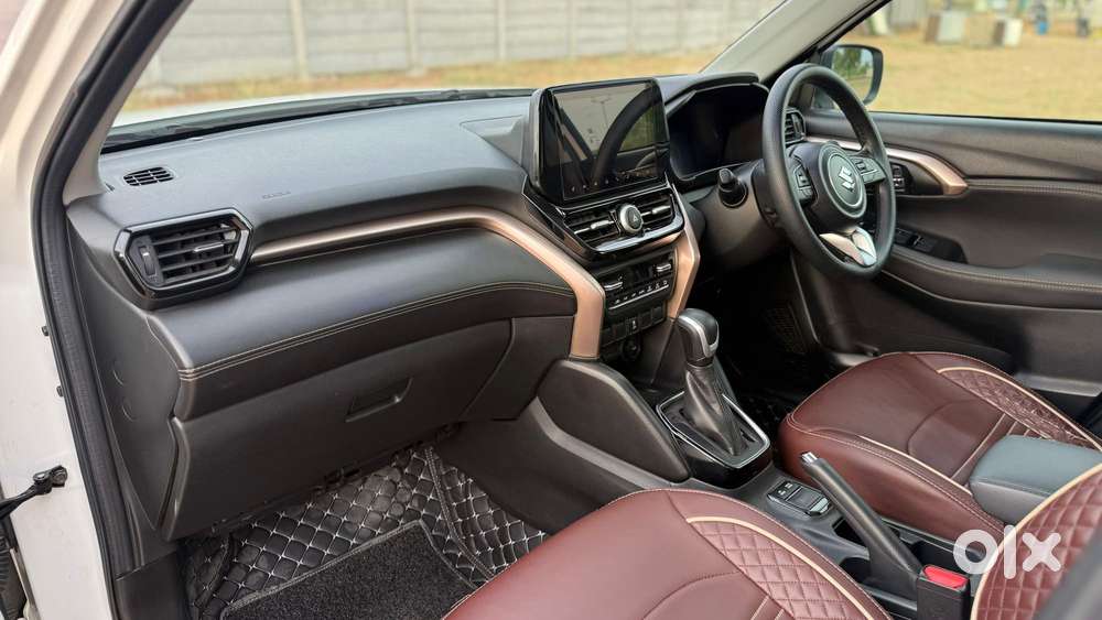 Maruti Suzuki Grand Vitara 1.5 Zeta Plus Intelligent Hybrid Ecvt, 20..
