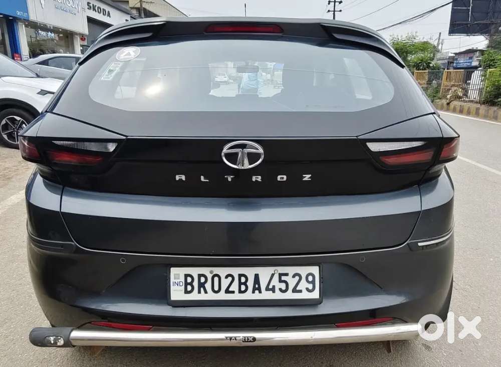 Tata Altroz Xm Plas Petrol 42000 Km