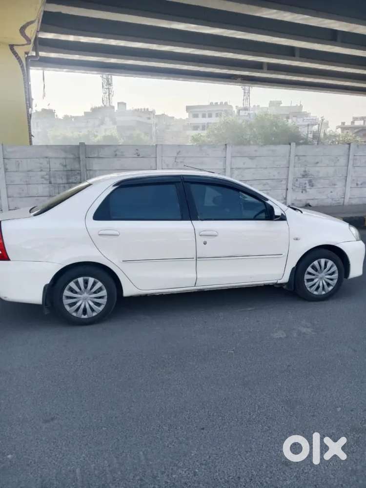 Toyota Etios 2013 Cng & Hybrids Good Condition
