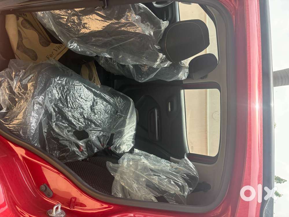 Citroen C3  I Manual I Garnet Red I 2025 I Petrol