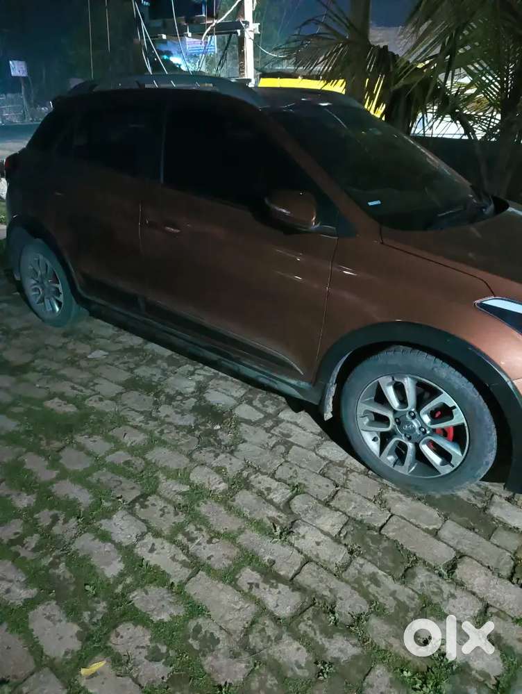 Hyundai I20 Active 2015 Petrol 74500 Km Driven