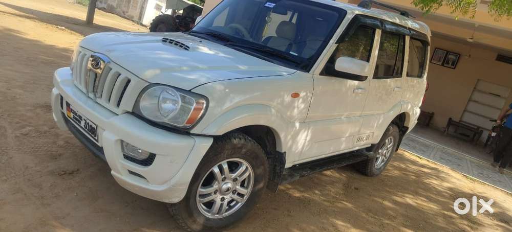 Mahindra Scorpio 2014 Diesel Manual