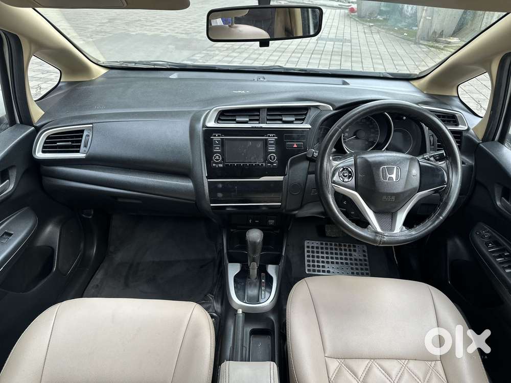 Honda Jazz V Cvt, 2016, Cng & Hybrids
