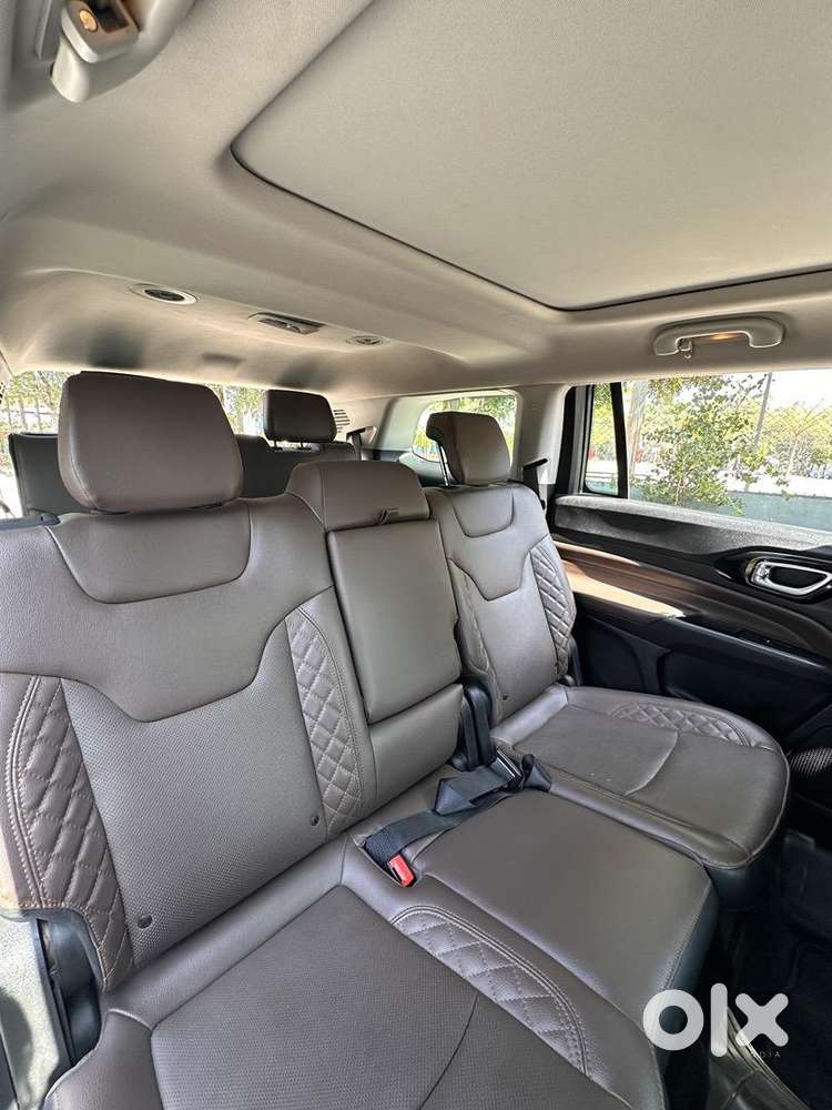 Jeep Meridian Top End