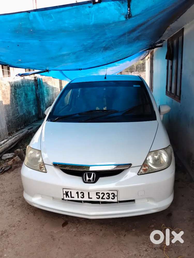 Honda City Petrol Mt 2004