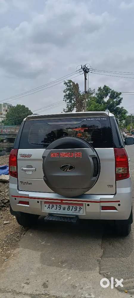Mahindra Tuv 300 2019