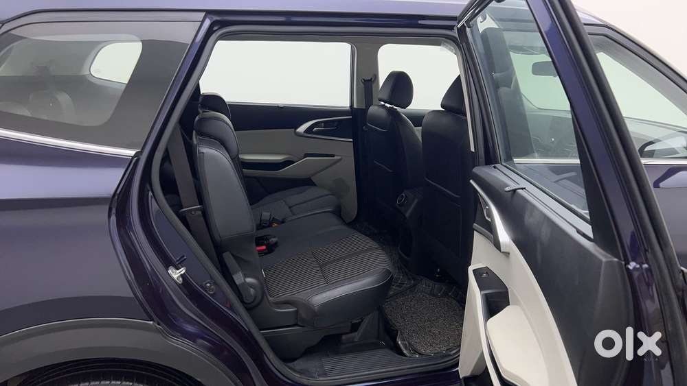 Kia Carens 1.4 Prestige Plus Turbo 7 Str, 2023, Petrol