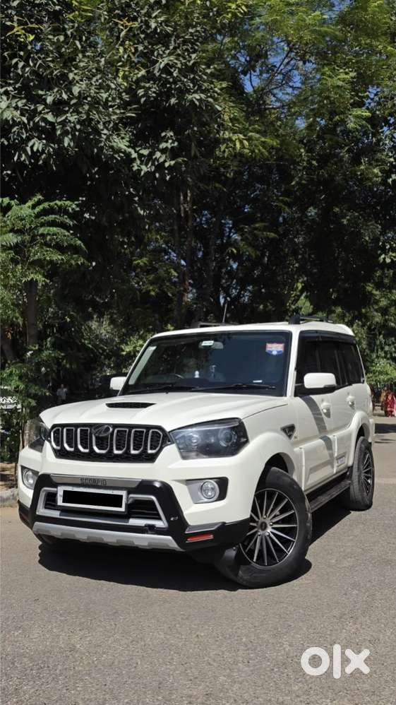 Mahindra Scorpio Classic 2.2 S 11 Mt 7 Str, 2021, Diesel