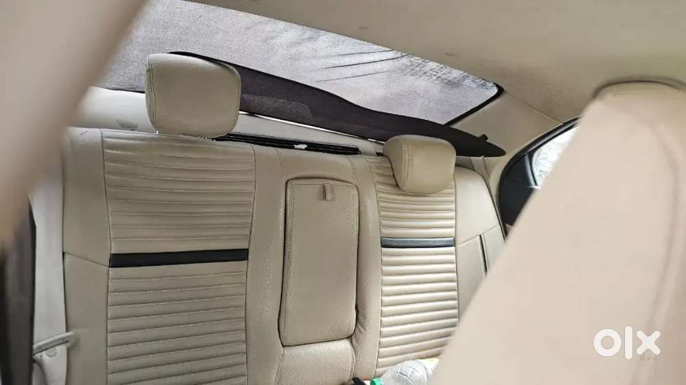 Maruti Suzuki Swift Dzire 2017 Petrol 76500 Km Driven