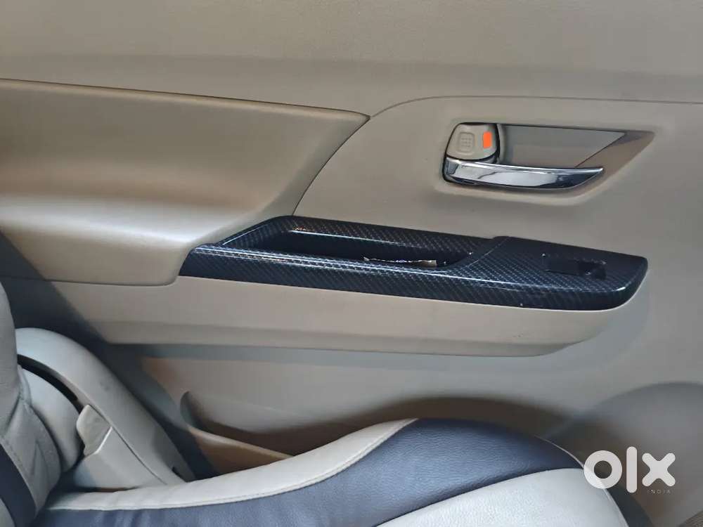 Maruti Suzuki Ertiga 1.5 Zxi Plus 2020