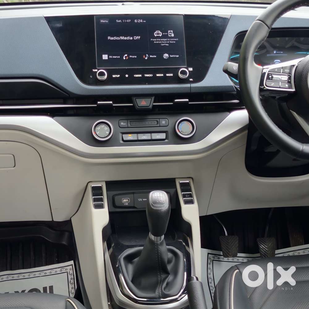 Kia Carens G1.5 6mt Gravity, 2025, Petrol