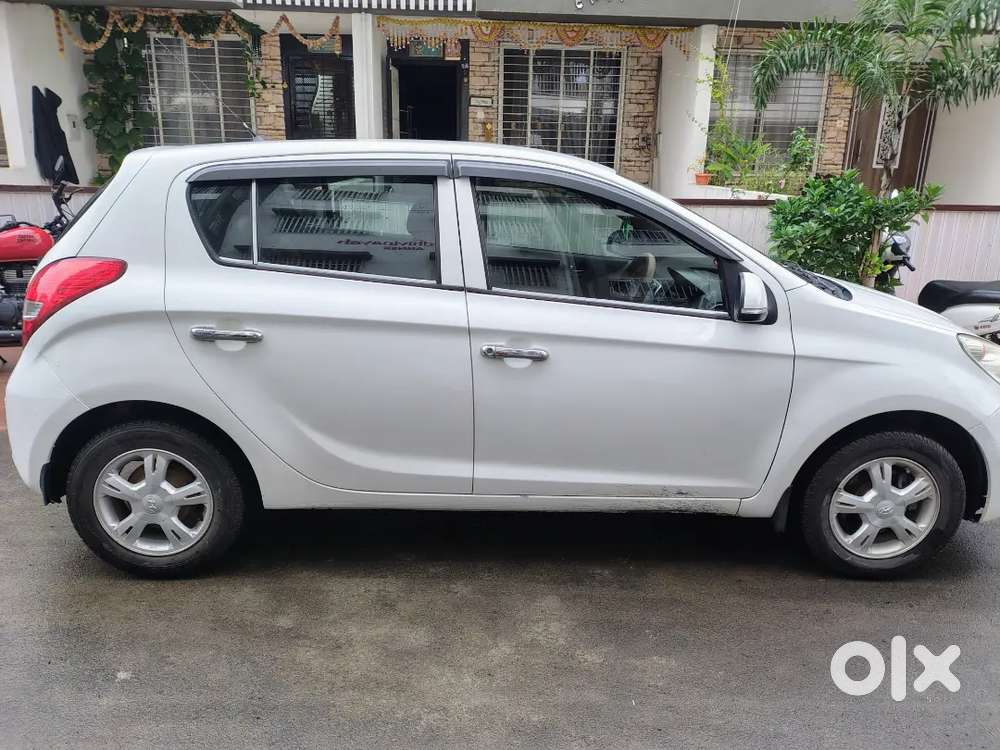 Hyundai I20 Asta 1.2 Petrol | 2nd Owner | 1,00,000 Km | Well Maintaine