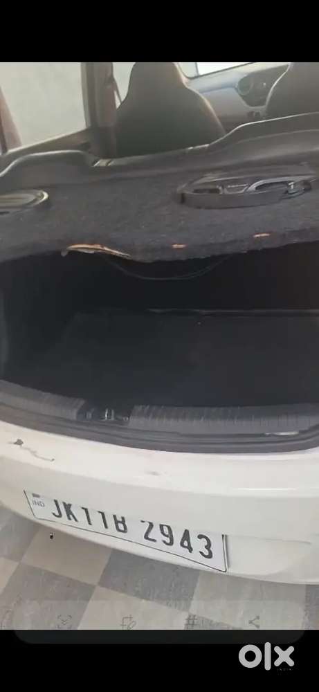 Hyundai I10 Car For Rs 2 Lac 50 Thousand