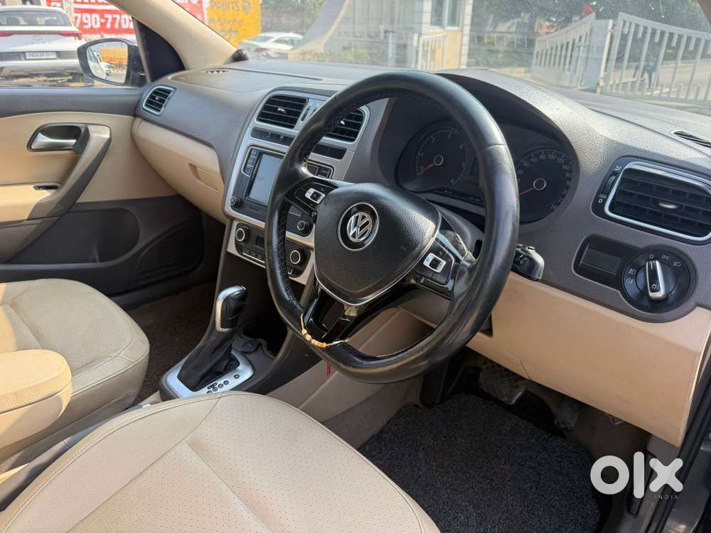 Volkswagen Vento 1.5 Highline Plus At 16 Alloy, 2017, Diesel