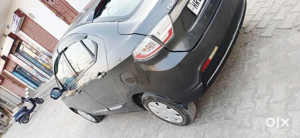 Tata Tigor 2022 Petrol 80210 Km Driven