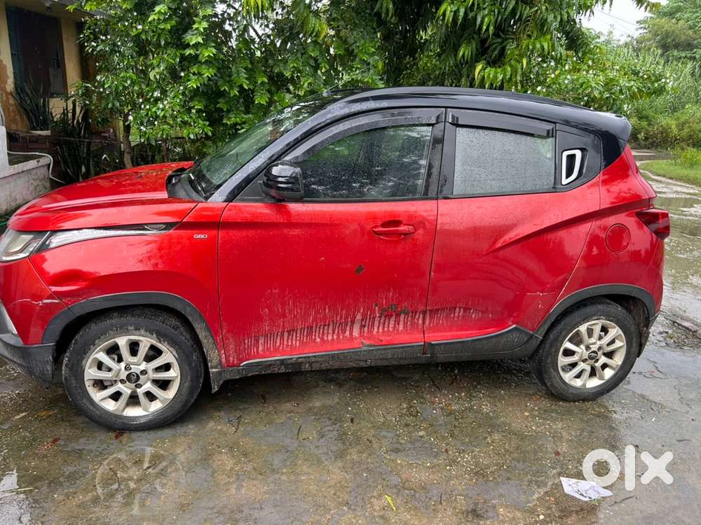 Mahindra Kuv 100 2017