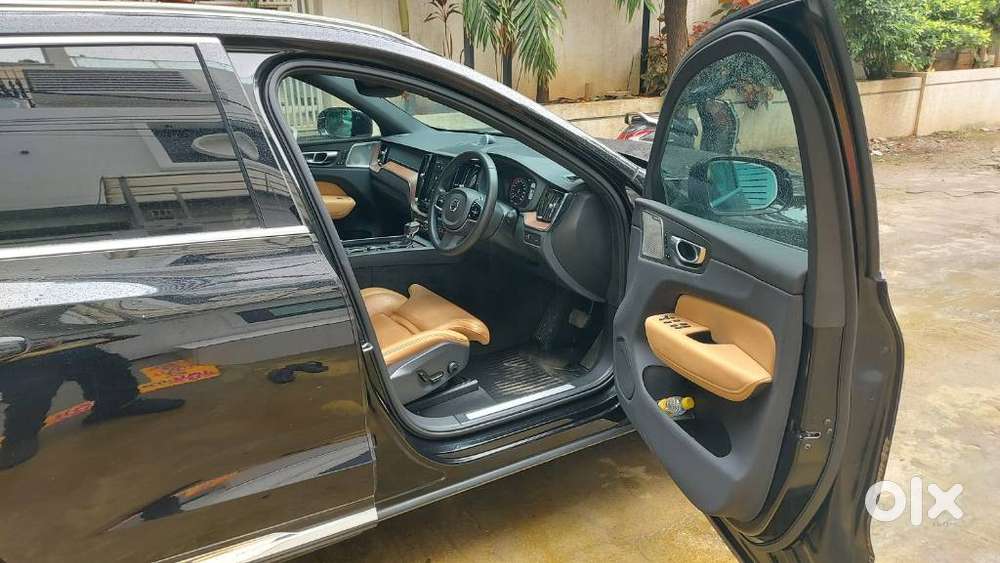 Volvo Xc60 Inscription D5, 2021, Diesel