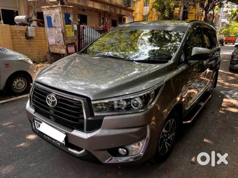 Toyota Innova Crysta 2.4 V 7 Str, 2023, Diesel