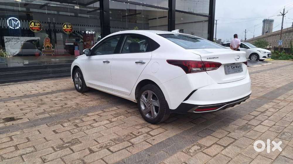 Hyundai Verna, 2022, Petrol
