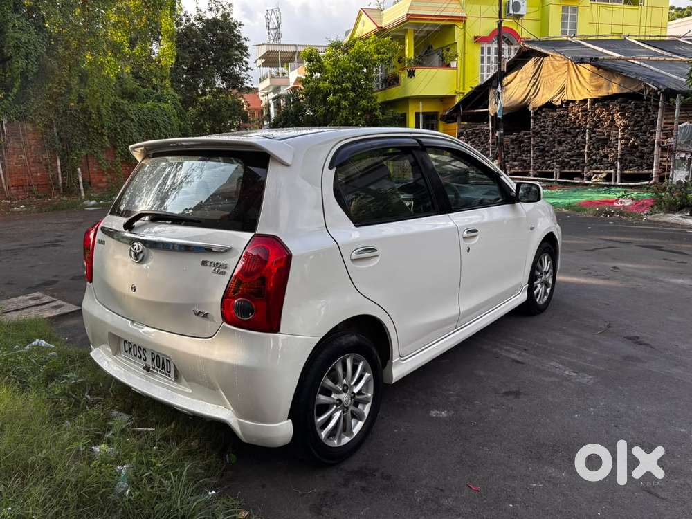 Toyota Etios Liva Vx, 2011, Petrol