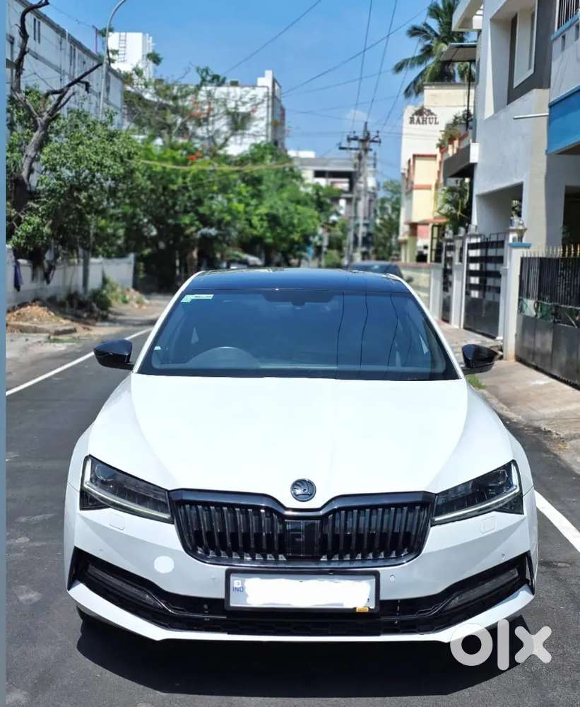 Skoda Superb Petrol 2022 Sportline