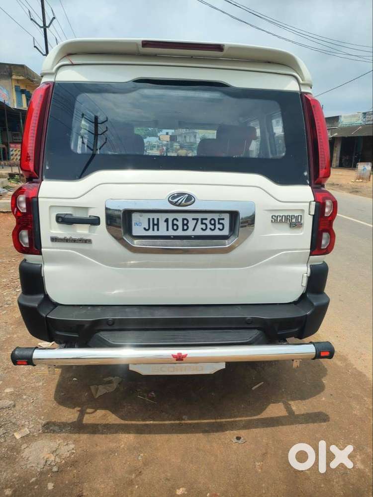 Mahindra Scorpio 2015
