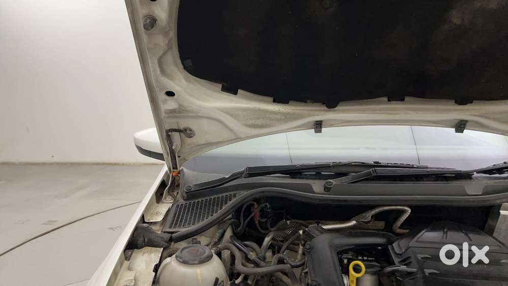 Volkswagen Vento 2010-2013 Petrol Highline At, 2020, Petrol