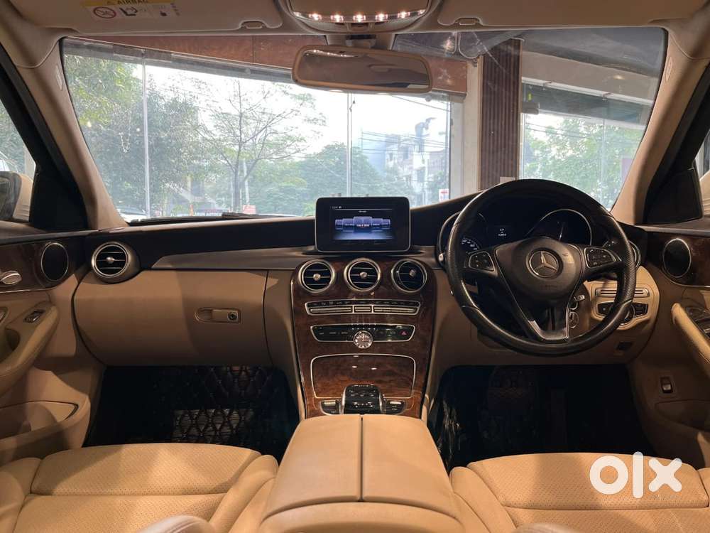 Mercedes-benz C-class 2015 Petrol Well Maintained