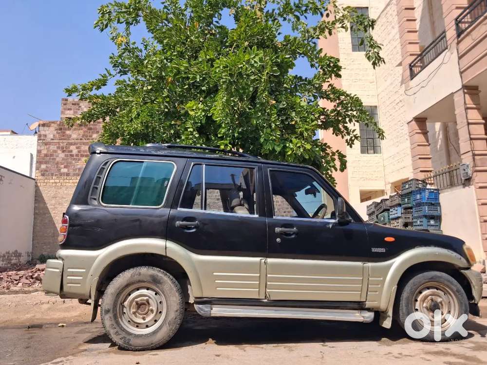 Mahindra Scorpio 2005 Diesel 125000 Km Driven