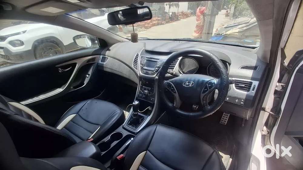 Hyundai Elantra 2015