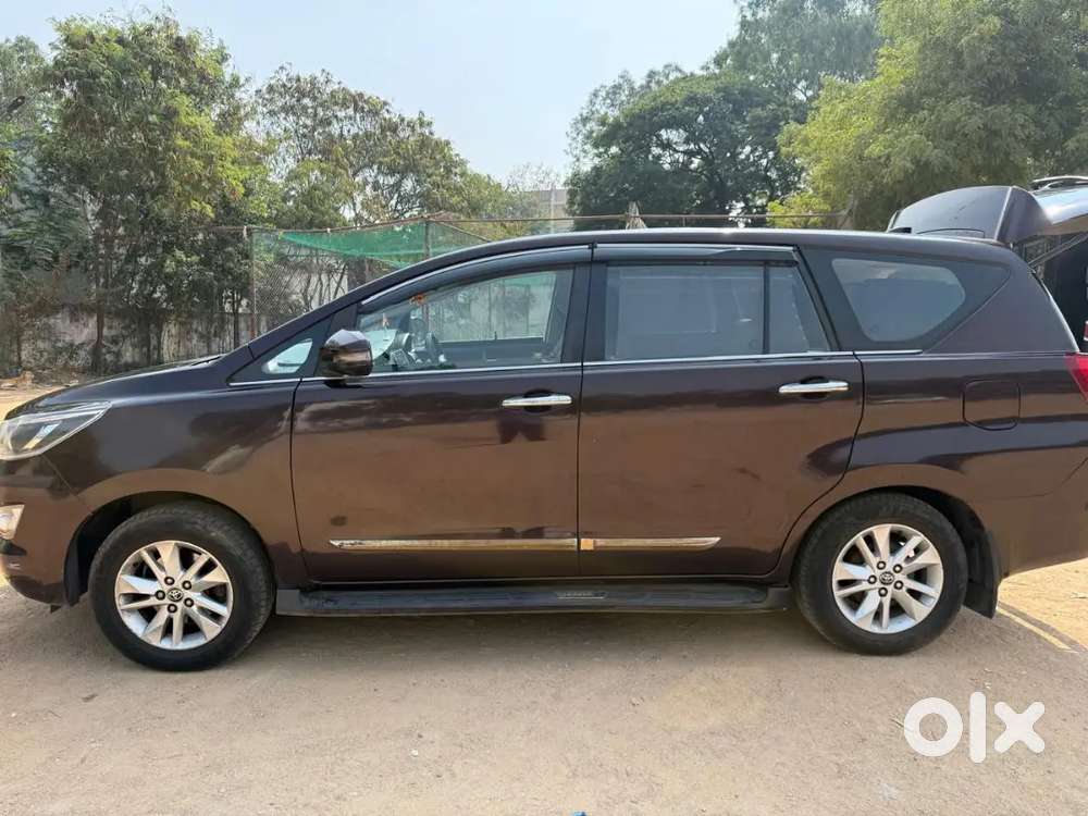 Toyota Innova Crysta 2018 Diesel 130000 Km Driven