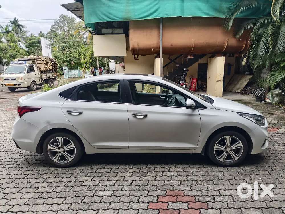 Hyundai Verna Automatic