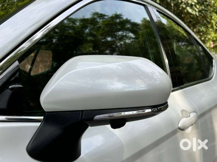 Toyota Camry Hybrid, 2025, Petrol