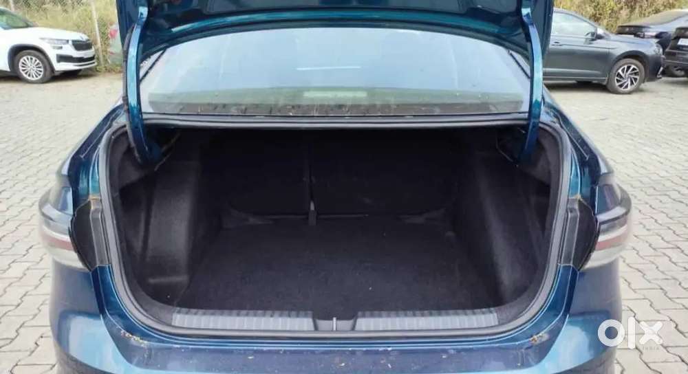 Virtus 2024 Lava Blue Colour-price Negotiable For Direct Buyers 