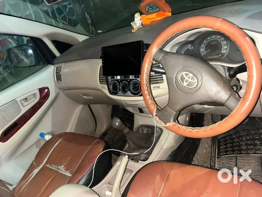 Toyota Innova 2006