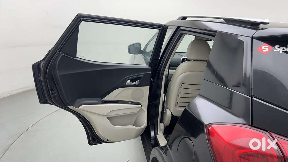 Mahindra Xuv300 W8 Option, 2020, Petrol