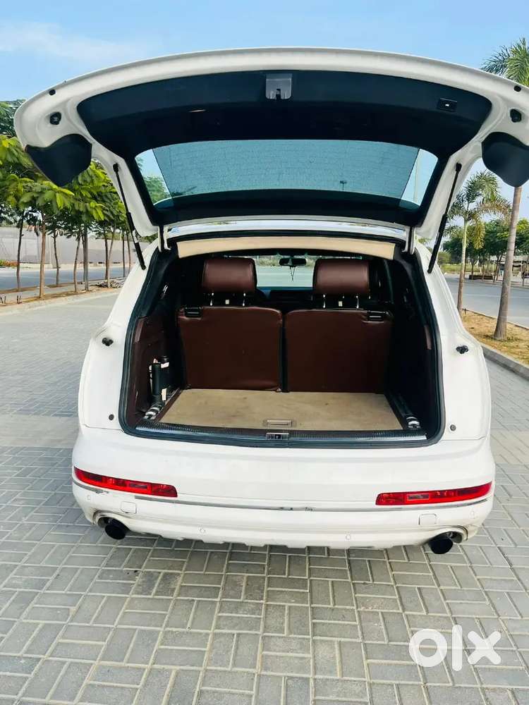 Audi Q7 2011 Diesel Well Maintained
