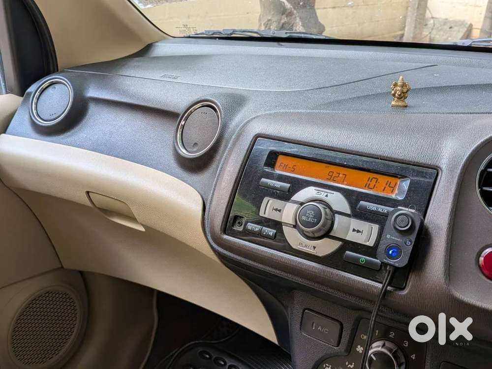 Honda Brio 2012 Petrol Well Maintained
