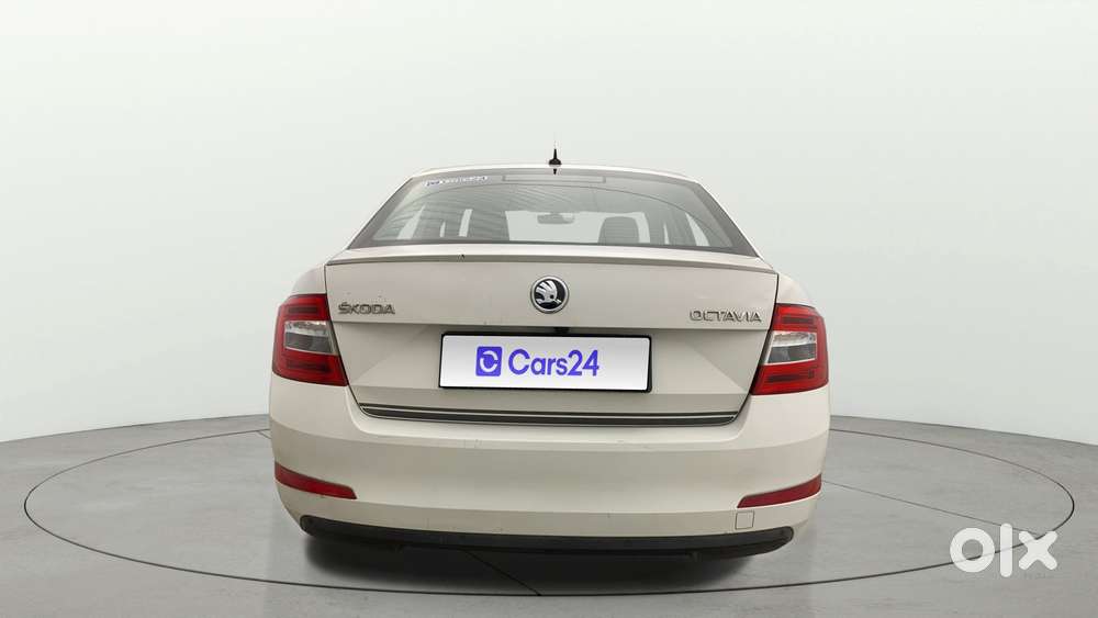 Skoda Octavia 1.8 Tsi At Style Plus, 2017, Petrol