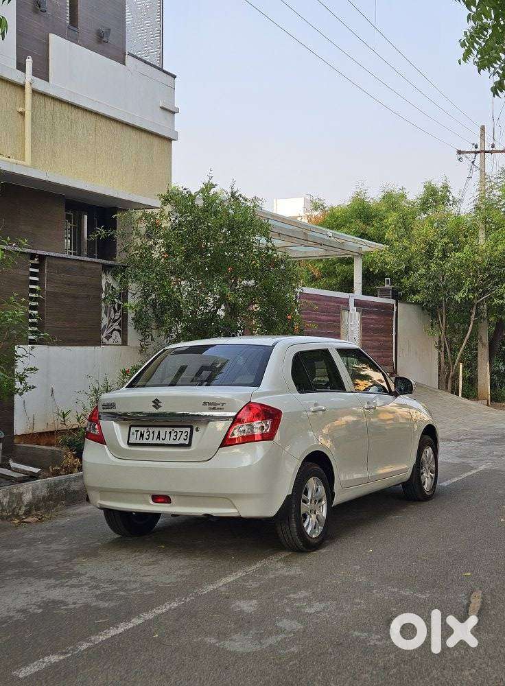 Maruti Suzuki Swift Dzire 1.2 Zxi Bsiv, 2013, Petrol