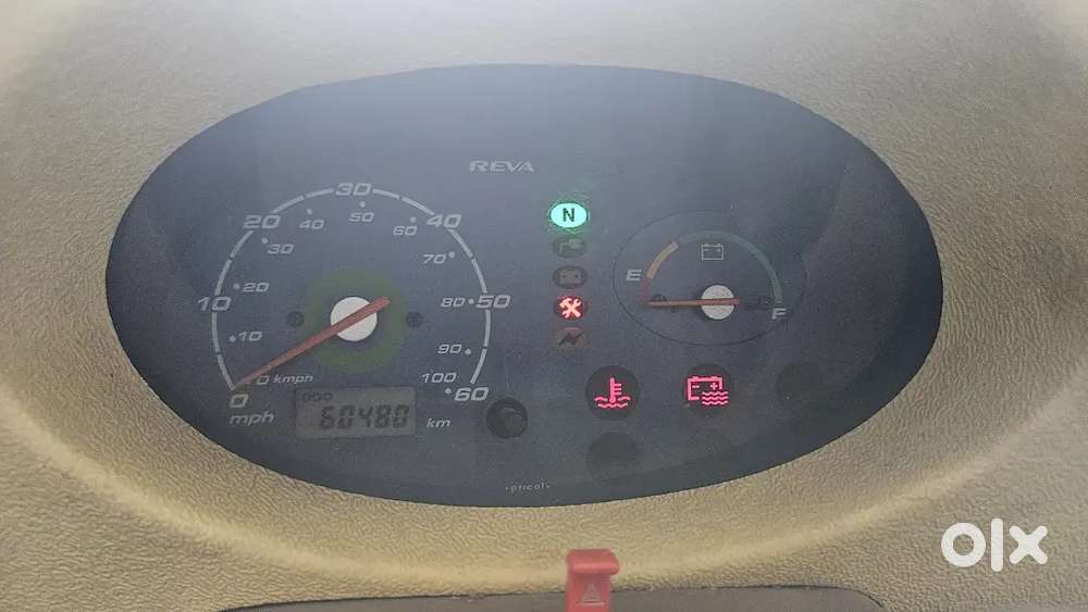 Mahindra REVAi AC 2011