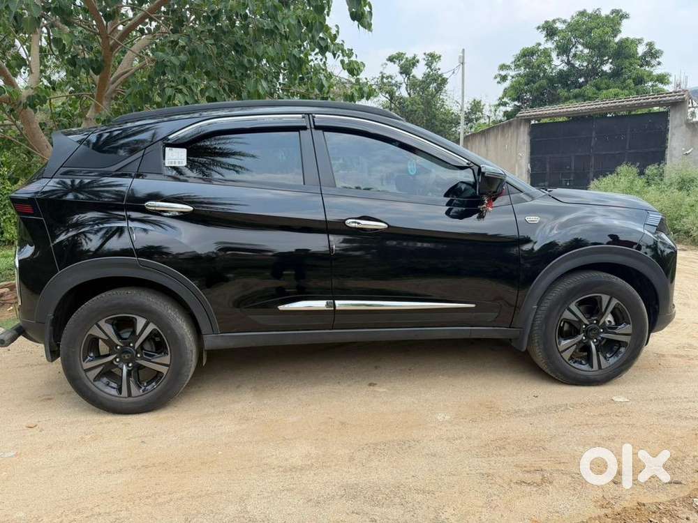 Tata Nexon Petrol Well Maintained