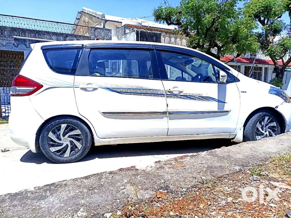 Maruti Suzuki Ertiga 2013 Diesel Good Condition Family Car.
