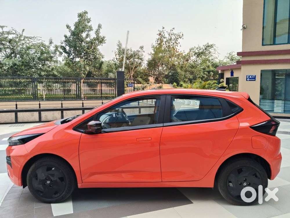 Tata Altroz Creative S, 2025, Petrol